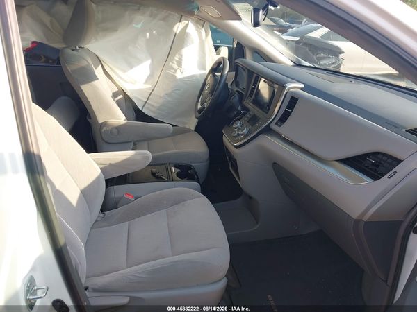 2015 TOYOTA SIENNA LE 8 PASSENGER