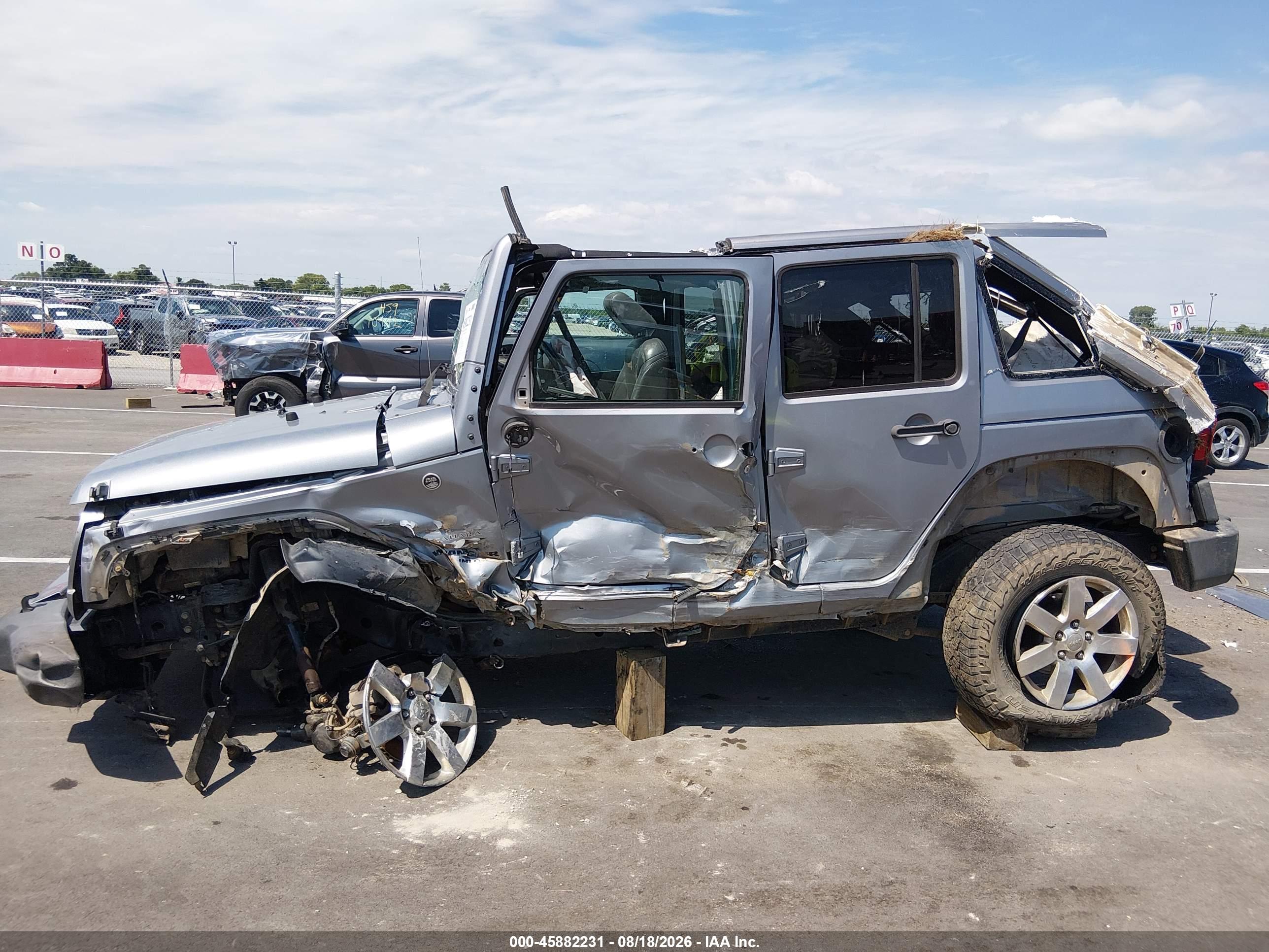 2016 JEEP WRANGLER UNLIMITED SAHARA