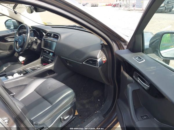 2019 JAGUAR F-PACE 25T PREMIUM