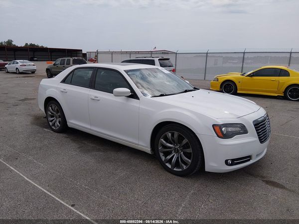 2014 CHRYSLER 300 300S — I1