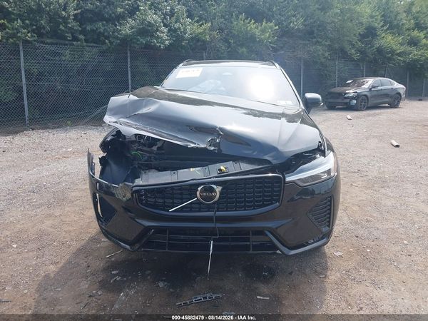 2025 VOLVO XC60 B5 CORE
