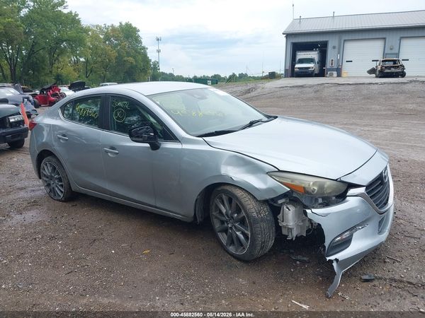2018 MAZDA MAZDA3 TOURING