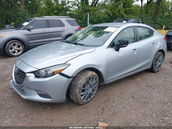 2018 MAZDA MAZDA3 TOURING