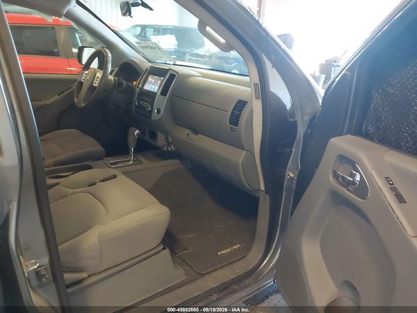 2019 NISSAN FRONTIER SV