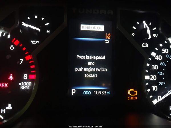 2025 TOYOTA TUNDRA SR5