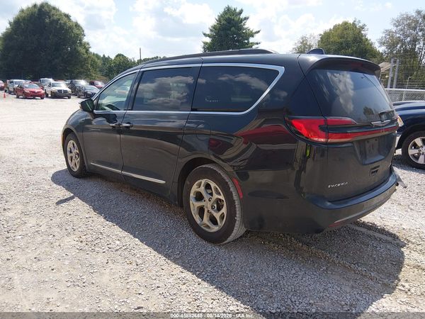 2022 CHRYSLER PACIFICA LIMITED — I3