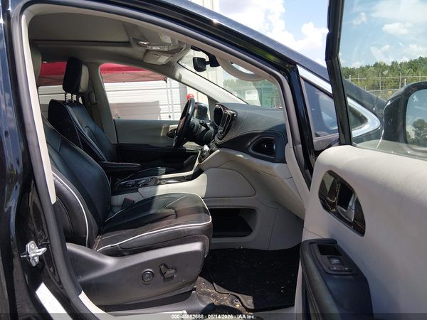 2022 CHRYSLER PACIFICA LIMITED — I5