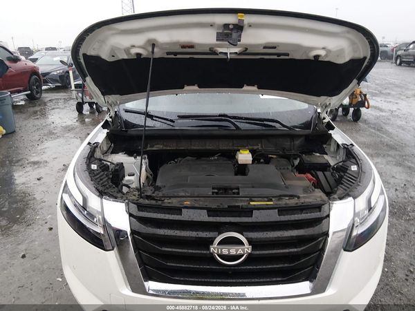 2024 NISSAN PATHFINDER PLATINUM FWD — I10