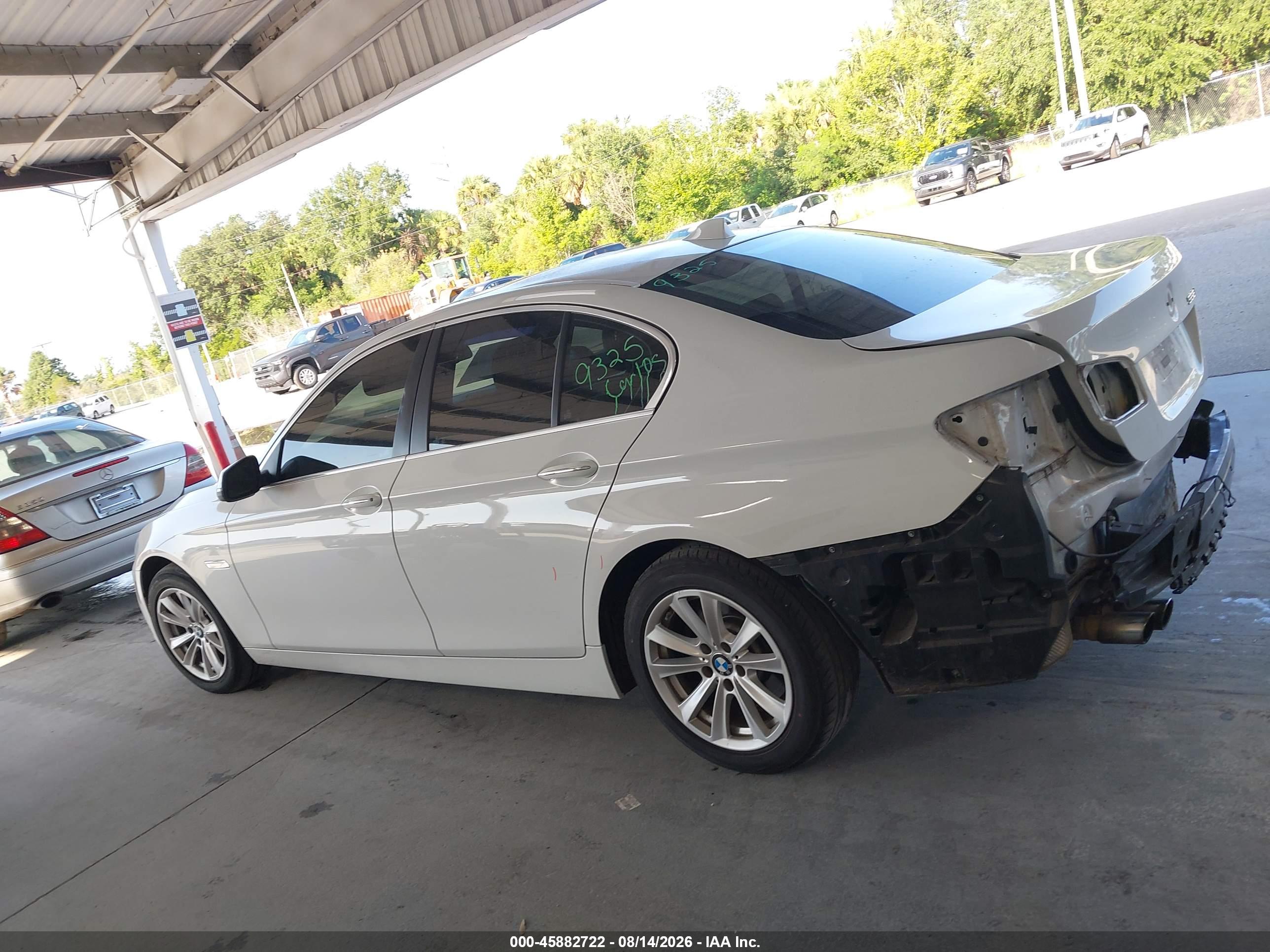 2016 BMW 528I