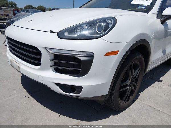 2016 PORSCHE CAYENNE