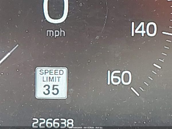 2016 VOLVO XC90 T5 MOMENTUM