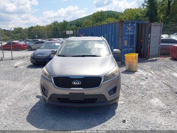 2016 KIA SORENTO 3.3L LX — I115