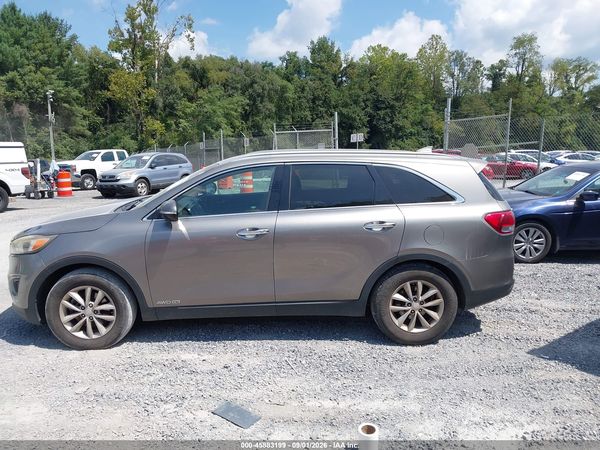 2016 KIA SORENTO 3.3L LX — I117