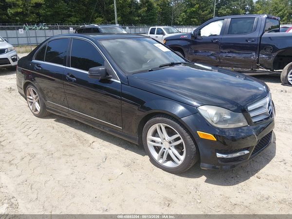 2013 MERCEDES-BENZ C 250 SPORT