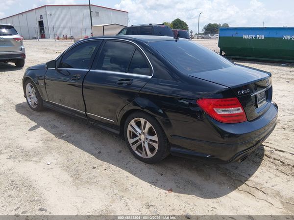 2013 MERCEDES-BENZ C 250 SPORT