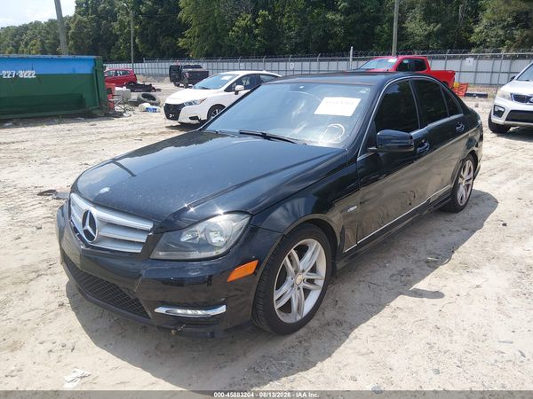 2013 MERCEDES-BENZ C 250 SPORT