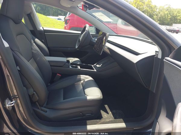 2026 TESLA MODEL 3