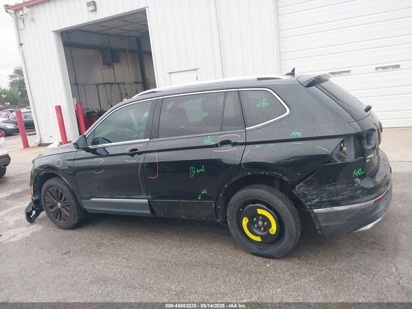 2018 VOLKSWAGEN TIGUAN 2.0T SE/2.0T SEL — I117