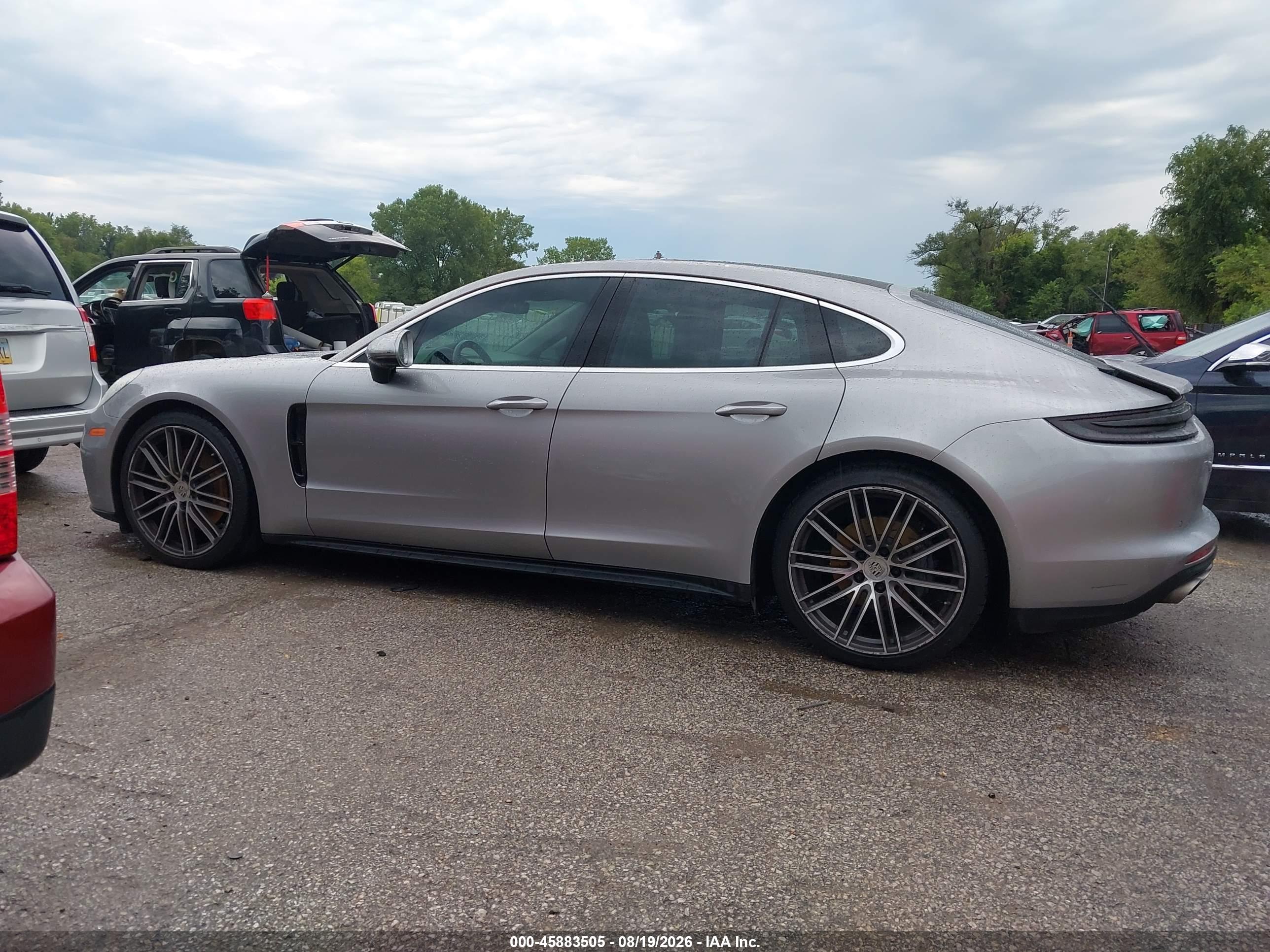 2018 PORSCHE PANAMERA 4S