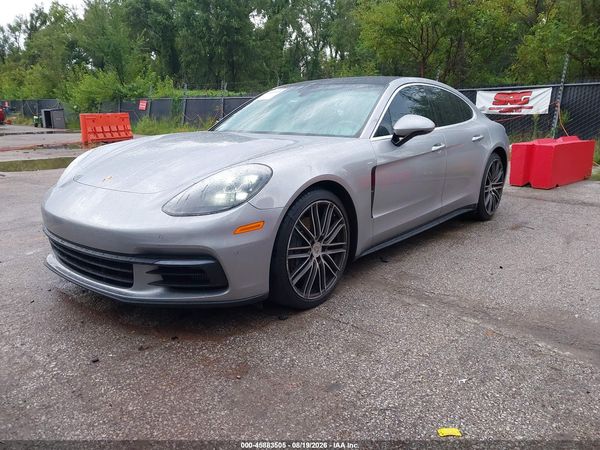 2018 PORSCHE PANAMERA 4S
