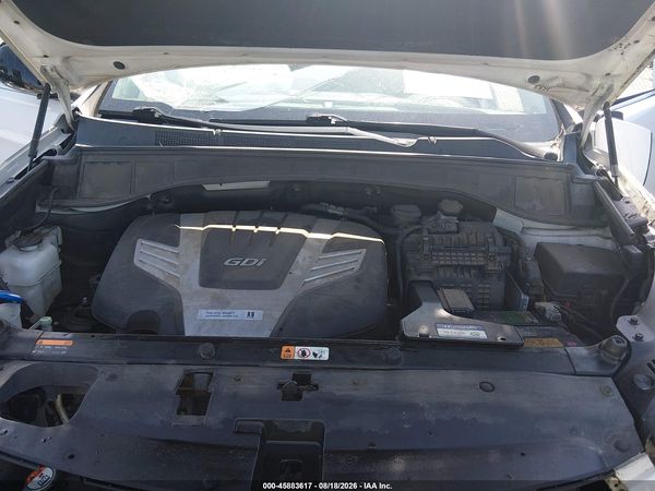 2017 HYUNDAI SANTA FE SE
