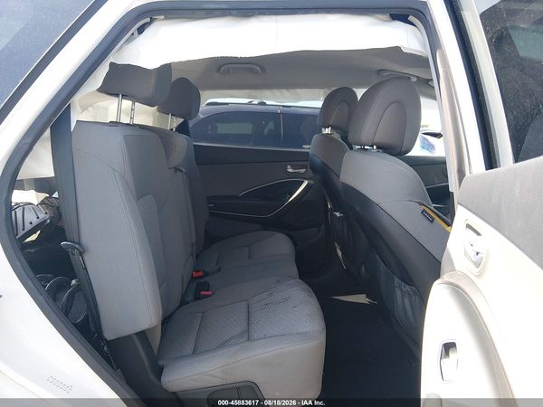 2017 HYUNDAI SANTA FE SE
