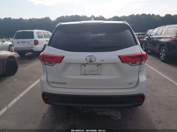 2017 TOYOTA HIGHLANDER LE PLUS