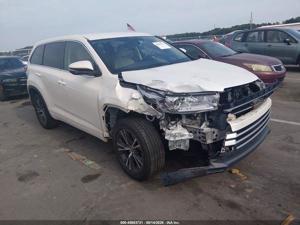 2017 TOYOTA HIGHLANDER LE PLUS