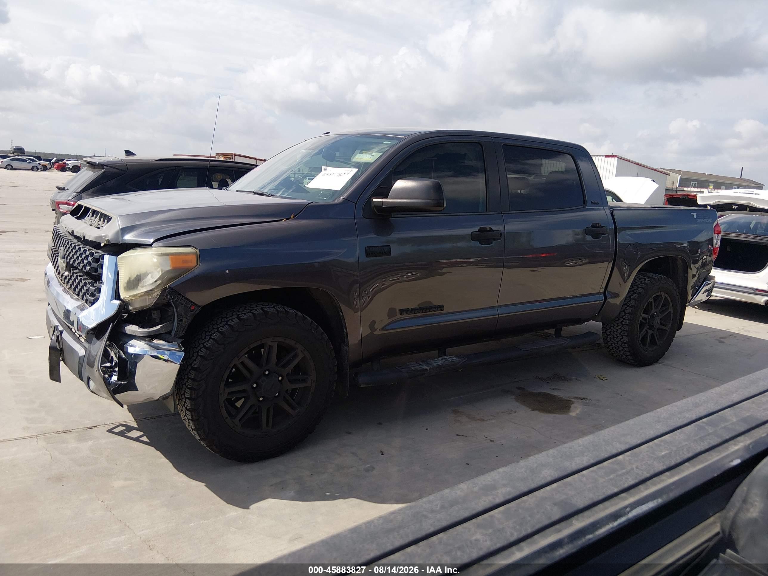 2018 TOYOTA TUNDRA SR5 5.7L V8