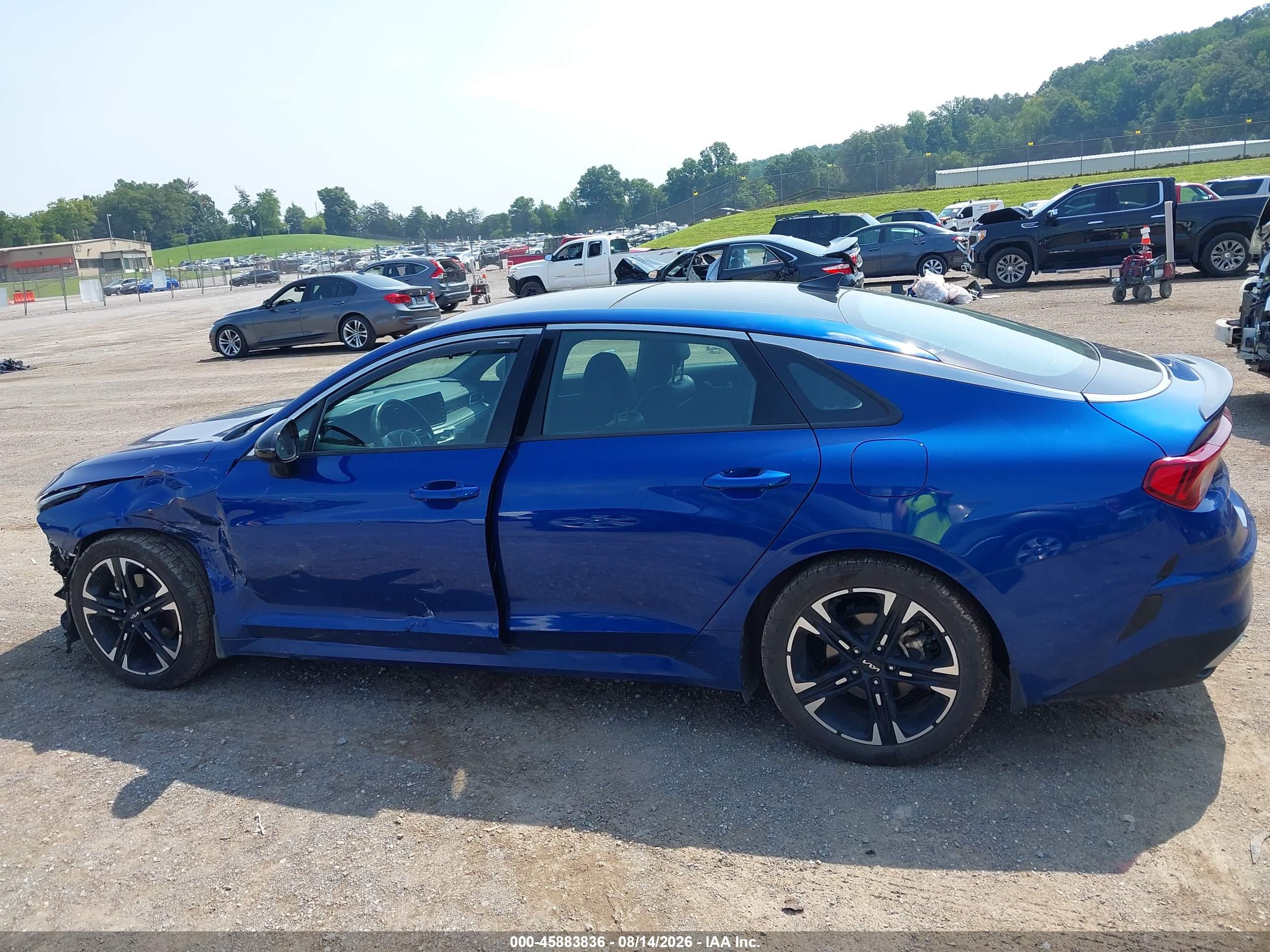 2024 KIA K5 GT-LINE