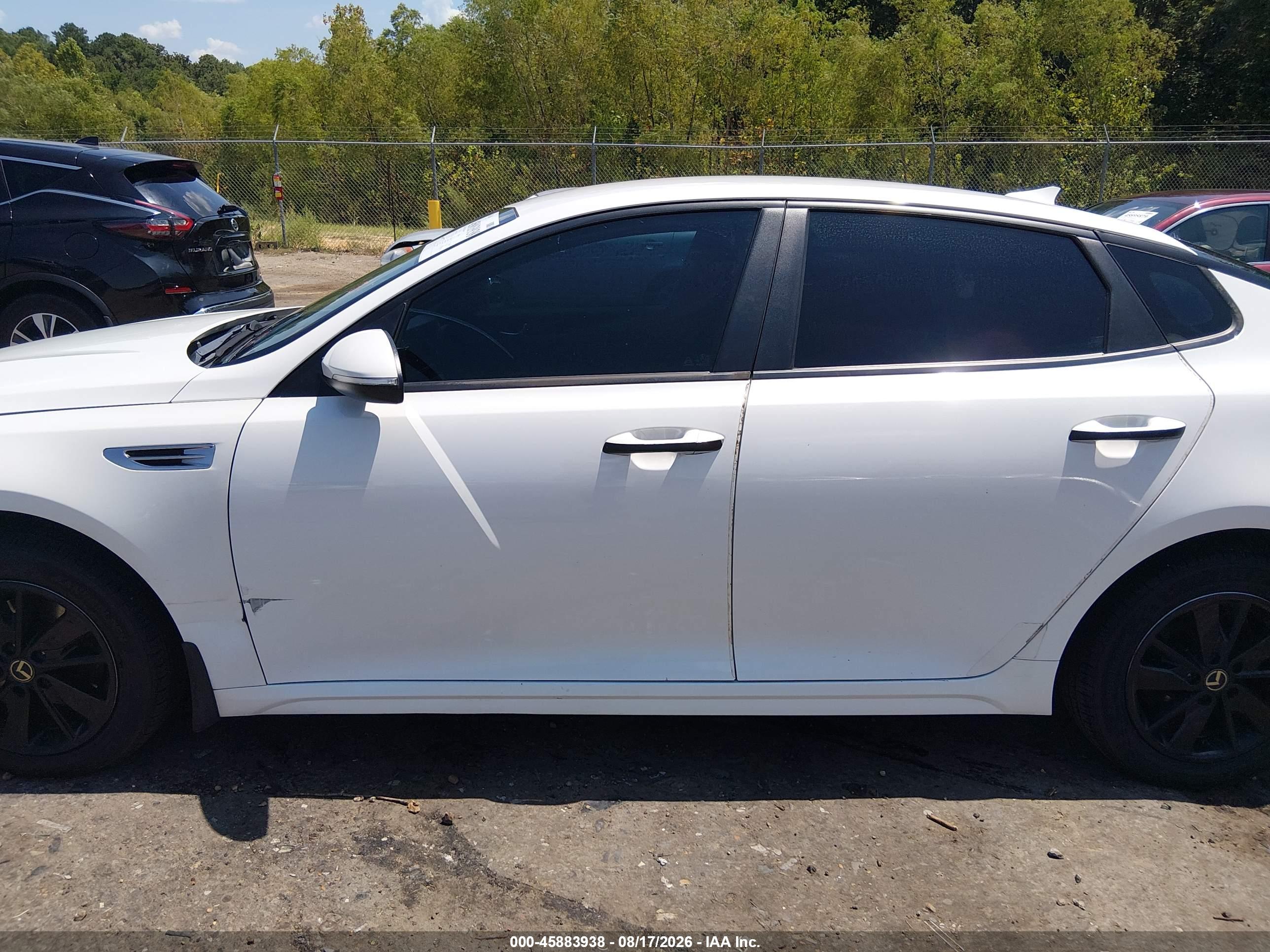 2017 KIA OPTIMA LX