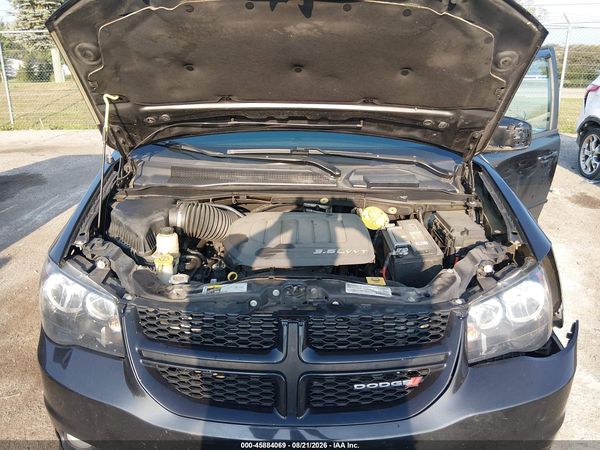 2017 DODGE GRAND CARAVAN GT — I10