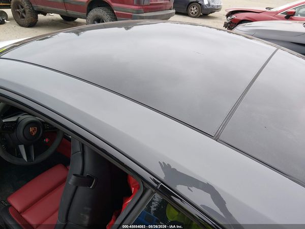 2025 PORSCHE 911