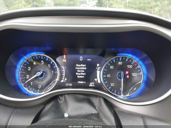 2023 CHRYSLER PACIFICA TOURING L — I7