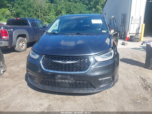 2023 CHRYSLER PACIFICA TOURING L — I115