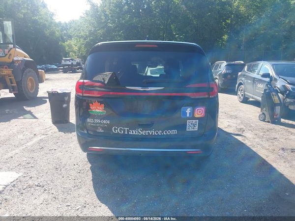 2023 CHRYSLER PACIFICA TOURING L — I119