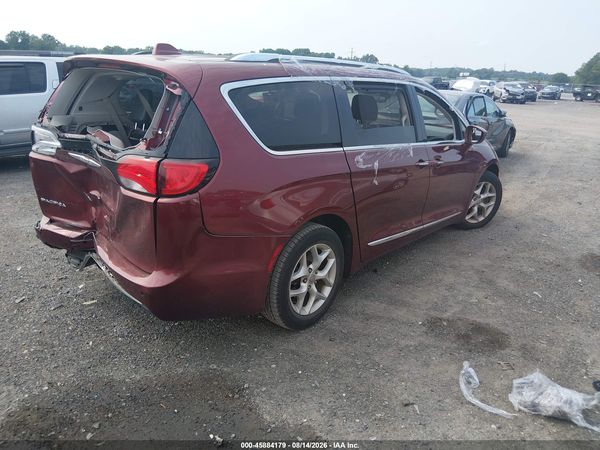 2017 CHRYSLER PACIFICA TOURING-L PLUS — I4