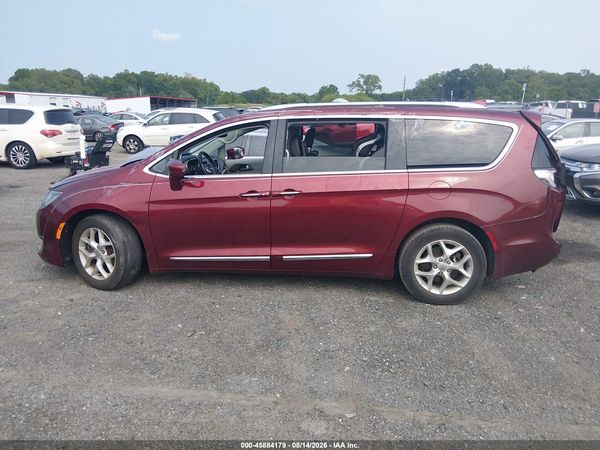 2017 CHRYSLER PACIFICA TOURING-L PLUS — I117