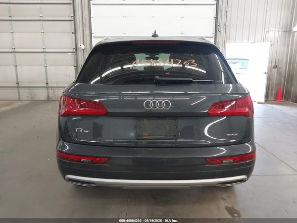 2020 AUDI Q5 quattro Premium