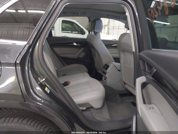 2020 AUDI Q5 quattro Premium
