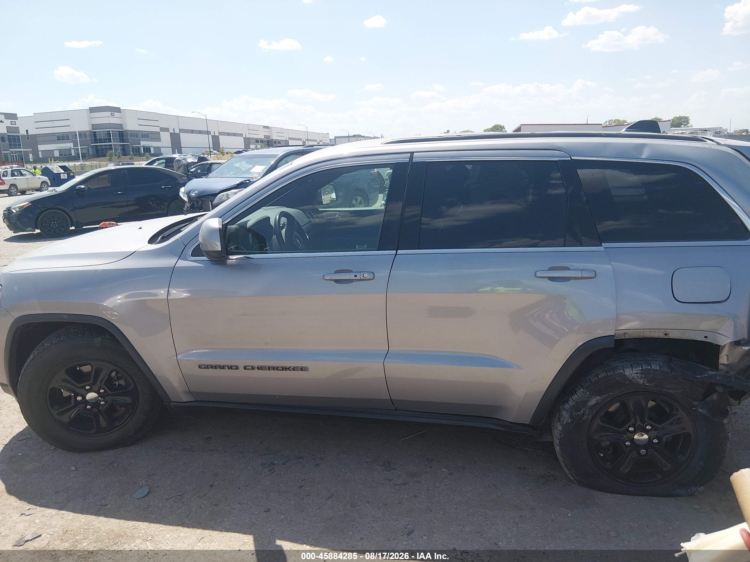 2017 JEEP GRAND CHEROKEE LAREDO