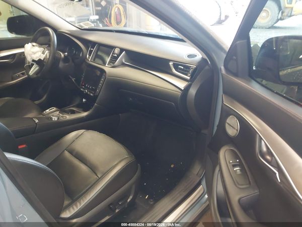 2023 INFINITI QX50 LUXE AWD