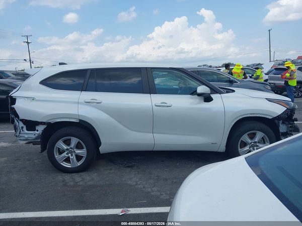 2023 TOYOTA HIGHLANDER HYBRID LE