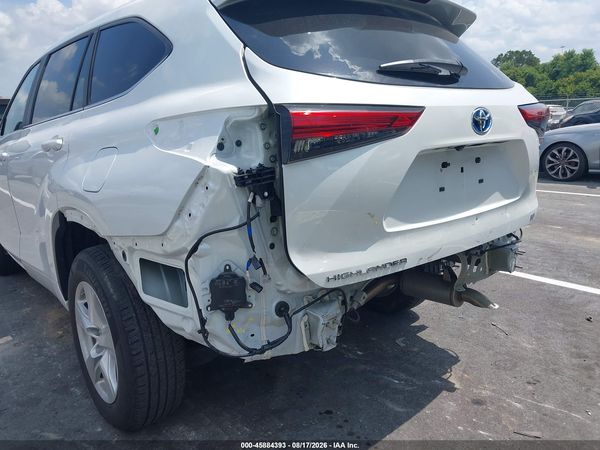 2023 TOYOTA HIGHLANDER HYBRID LE