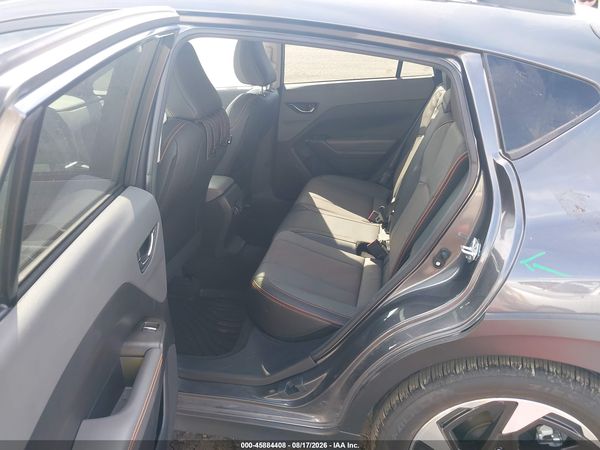 2025 SUBARU CROSSTREK LIMITED — I8
