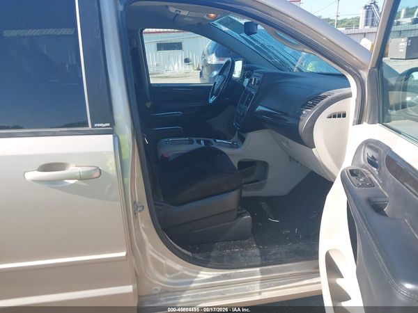 2014 DODGE GRAND CARAVAN SXT — I5