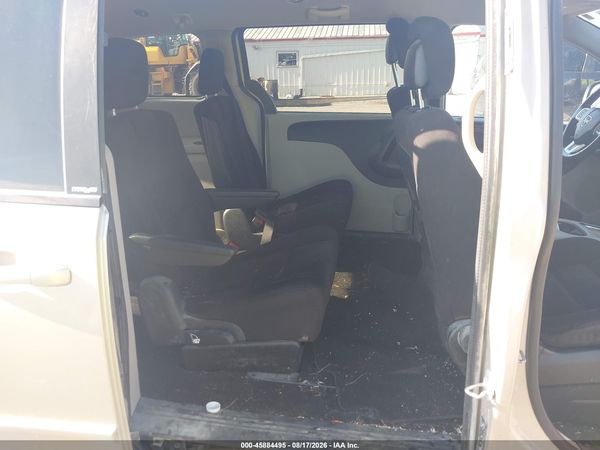 2014 DODGE GRAND CARAVAN SXT — I8