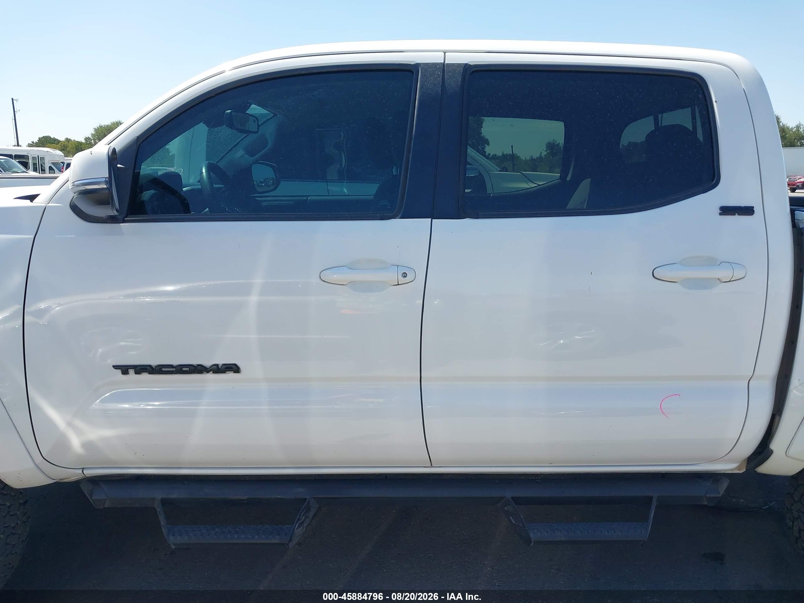 2022 TOYOTA TACOMA SR5 V6