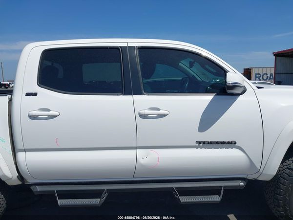 2022 TOYOTA TACOMA SR5 V6