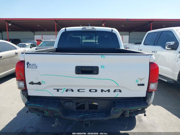 2022 TOYOTA TACOMA SR5 V6